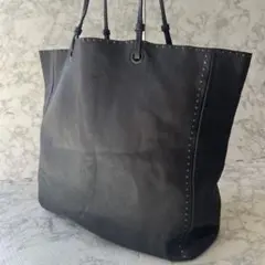 プラダ トートバッグ レザー スタッズ ロゴ型押し ビンテージ 大容量 ブラック