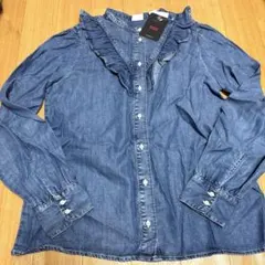Levi's フリル デニムシャツ 新品　半額！のサムネイル