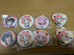 スパイファミリー缶バッジ8点まとめ売り