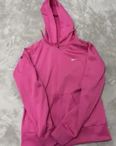NIKE ピンク パーカー レディース (メンズも一部可)