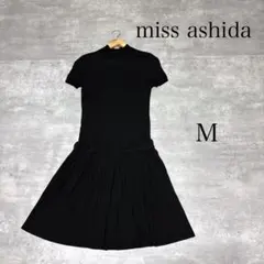 良品 miss ashida 半袖 フォーマル ニット ワンピースのサムネイル