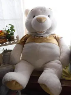 座高80㎝ 　ディズニーストア　くまのプーさんぬいぐるみ ホワイトゴールド 2