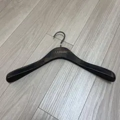 LARDINI 木製ハンガー　上質　高級