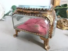 キラキラ様専用　　ガラスのジュエリーボックス　宝石箱