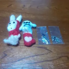 羊毛フェルト うさぎと犬のぬいぐるみセットのサムネイル