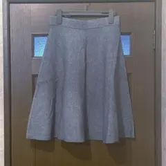 新品　ニットフレアひざ丈スカート　グレーM