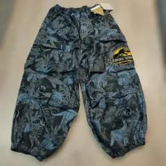 新品タグ付き★ジュラシック・ワールド 恐竜柄 ロングパンツ 120cm