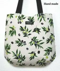 トートバッグ　肩掛けトートバッグ　オリーブ柄　ボタニカル　ハンドメイド