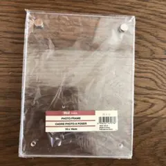 無印良品　アクリルフレーム　ハガキサイズ