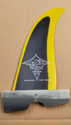 【美品 Naish】Javelin純正フィン 9.5インチ 美品 Naish】Javelin純正フィン 9.5インチ - メルカリ