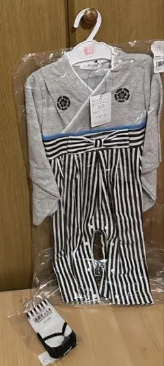 男児袴ロンパース（足袋ソックス付き）