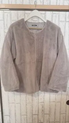 『値下げしました』 SURFY ライトグレー ジップアップコート 4L