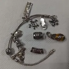 D&G マリンモチーフ 3連もりもりチャーム ネックレス - メルカリ