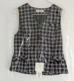 新品タグ付き　アンジョア　enjoie　ベスト
