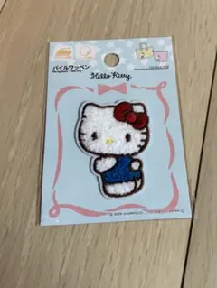 ハローキティ サンリオ　ワッペン