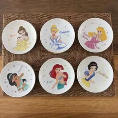 【新品未使用】 ディズニー プリンセス 6枚 小皿セット 箱ありのサムネイル