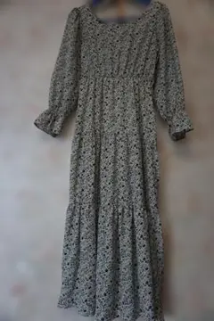 R・P・Sアールピーエス花柄 長袖 フレア ロングワンピース