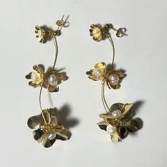 メタルゴールド フラワー ピアス イヤリング ブライダル ハンド