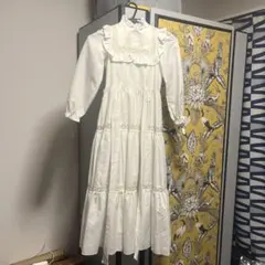 ホワイト フリル付き 長袖ロングワンピース　ロリータ