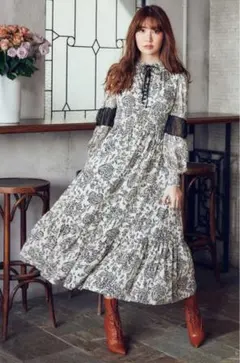 Winter Floral Long-sleeve Dress ワンピース