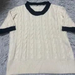 アイボリー ブラック ケーブル編み 半袖ニット