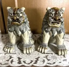 陶器製 獅子の形状の装飾品 獅子の形 陶器製装飾容器 - メルカリ