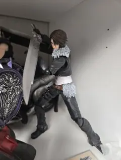 FINAL FANTASY VIII スコール フィギュア