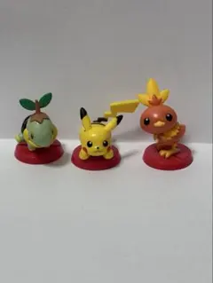 ポケットモンスター　旅立ちの3匹　チョコエッグ