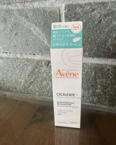 アベンヌ　シカルファットプラス　リペアミルク　敏感肌用クリーム