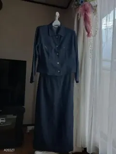 ダークブルー スカートセットアップ ウール混合