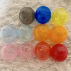 ガチャガチャ　カプセルトイ　空　カプセルケース １１個セット