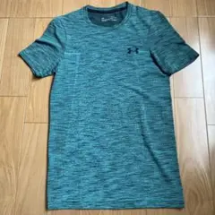 美品　UNDERARMOUR アンダーアーマー 　Tシャツ