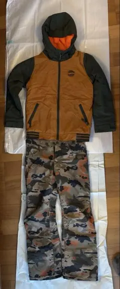 BURTON キッズ　スノーボードジャケット&パンツ　上下セット　キッズLサイズ