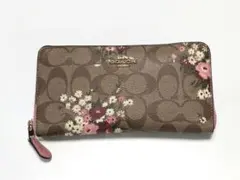 COACH シグネチャー ローズプリント 長財布 - メルカリ