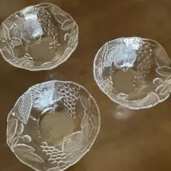 ガラス製フルーツ花彫刻ボウル3個セット