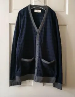 ikka イッカ　Vネック　カーディガン