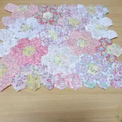 ゜・*:.。❁アンティークキルトでマルチカバー・ハンドメイド゜