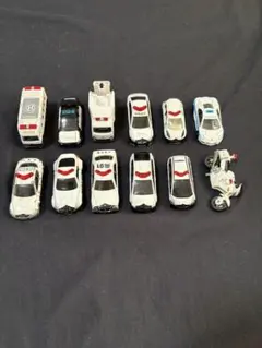 トミカ パトカー 警察車両 白バイ 12台 まとめ売り 働く車セット