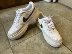 Nike コート ビジョン アルタ レオパード柄厚底スニーカー