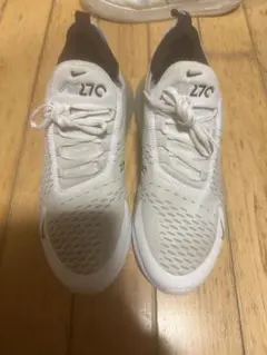 NIKE AIR 270 ホワイト スニーカー