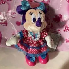 ミニーぬいぐるみバッジ　ミニーファンダーランド　ミニパル　新品未使用品