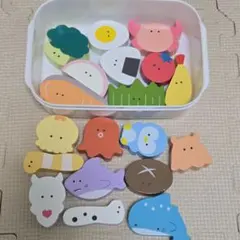 つぶらな瞳　積み木　木製おもちゃ　19個セット