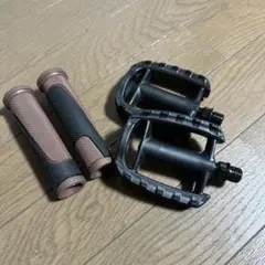 自転車 フラットペダル グリップ セットのサムネイル