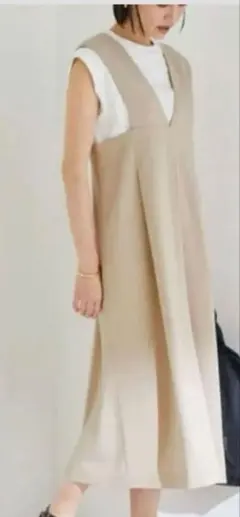 着用1回美品【ロペ】Vネック キャミワンピース ベージュ