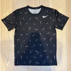 Nike ロゴパターン Tシャツ 黒　ドライフィット　メンズMサイズ