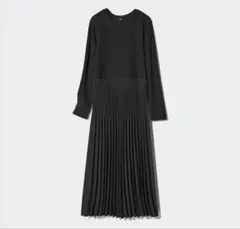 UNIQLOコンビネーションワンピース ブラック プリーツロングワンピース