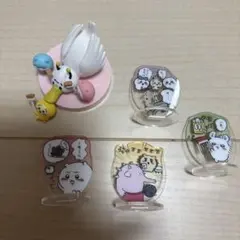ちいかわ　100均　アクリルスタンド　フィギュアのサムネイル