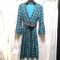 お袖も可愛い幾何学模様チュニックフレアワンピース