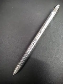 パイロット 2+1 蝕刻 ボールペン 多機能ペン 多色ペン 廃盤　社章？刻印有りのサムネイル