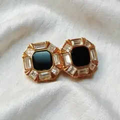 美品 NINA RICCI ゴールド ブラック スクエア ビジュー イヤリング